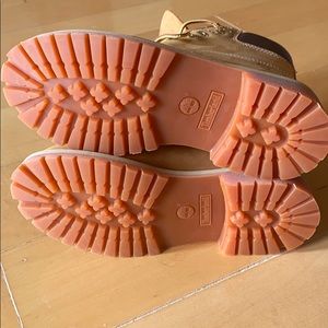 Timberland Boots-Wheat
